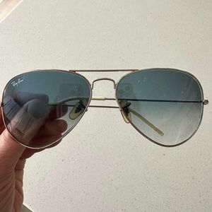 Ray Ban Blue Lens Fade Polarized Aviator Sunglasses